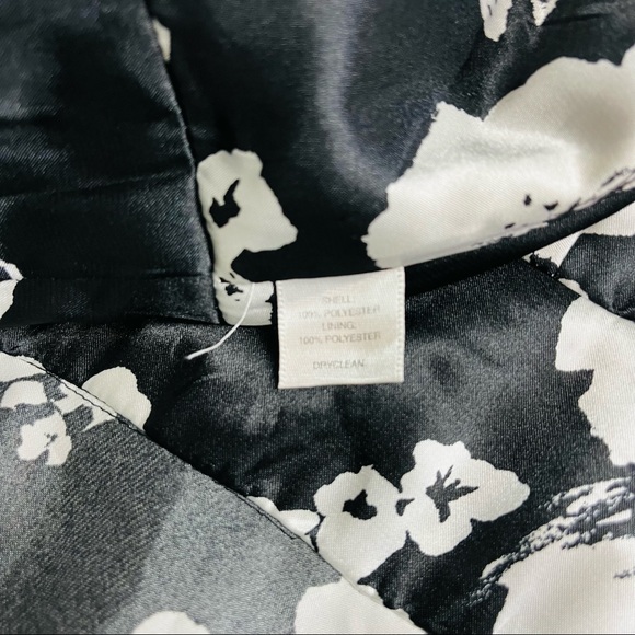 WHBM Floral Print Ruffled Halter Dress-black, white - Picture 9 of 9